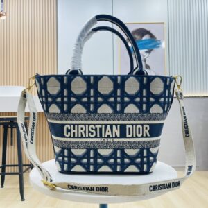 DIRO Book Tote basket