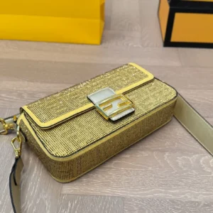 FENDI Baguette