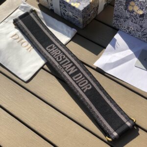 DIOR "Book Tote Signature" embroidered waist belt