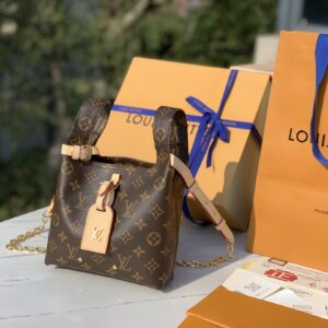 Louis Vuitton ATLANTIS Shopping Basket Bag